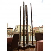 Grattacieli Hotel Stern- Bronzo, fusione a cera persa- h 360x17 cm- 2015