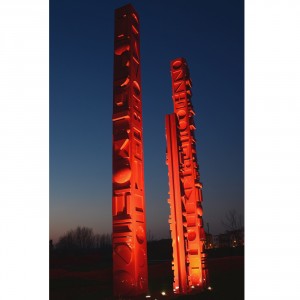 Totem, Fondazione OIC Padova- Acciaio dipinto in smalto lucido rosso segnali- h 1000, 800, 500 cm- 2015