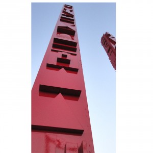 Totem, Fondazione OIC Padova- Acciaio dipinto in smalto lucido rosso segnali- h 1000, 800, 500 cm- 2015