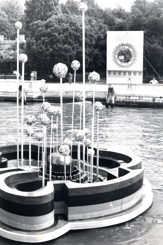 Ninfea Armonica alla Biennale di Venezia nel 1986